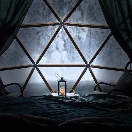 Aurora Igloo Fireplace-Heated Tents In A Secret Forest With Private Jacuzzi And Shared Sauna Bathroom And Dog Friendly ロヴァニエミ エクステリア 写真