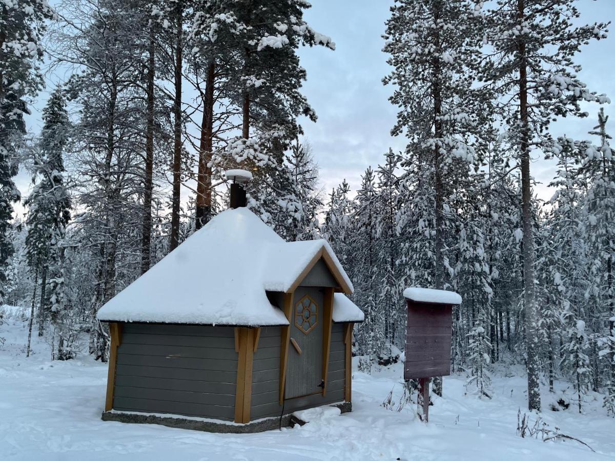 Aurora Igloo Fireplace-Heated Tents In A Secret Forest With Private Jacuzzi And Shared Sauna Bathroom And Dog Friendly ロヴァニエミ エクステリア 写真